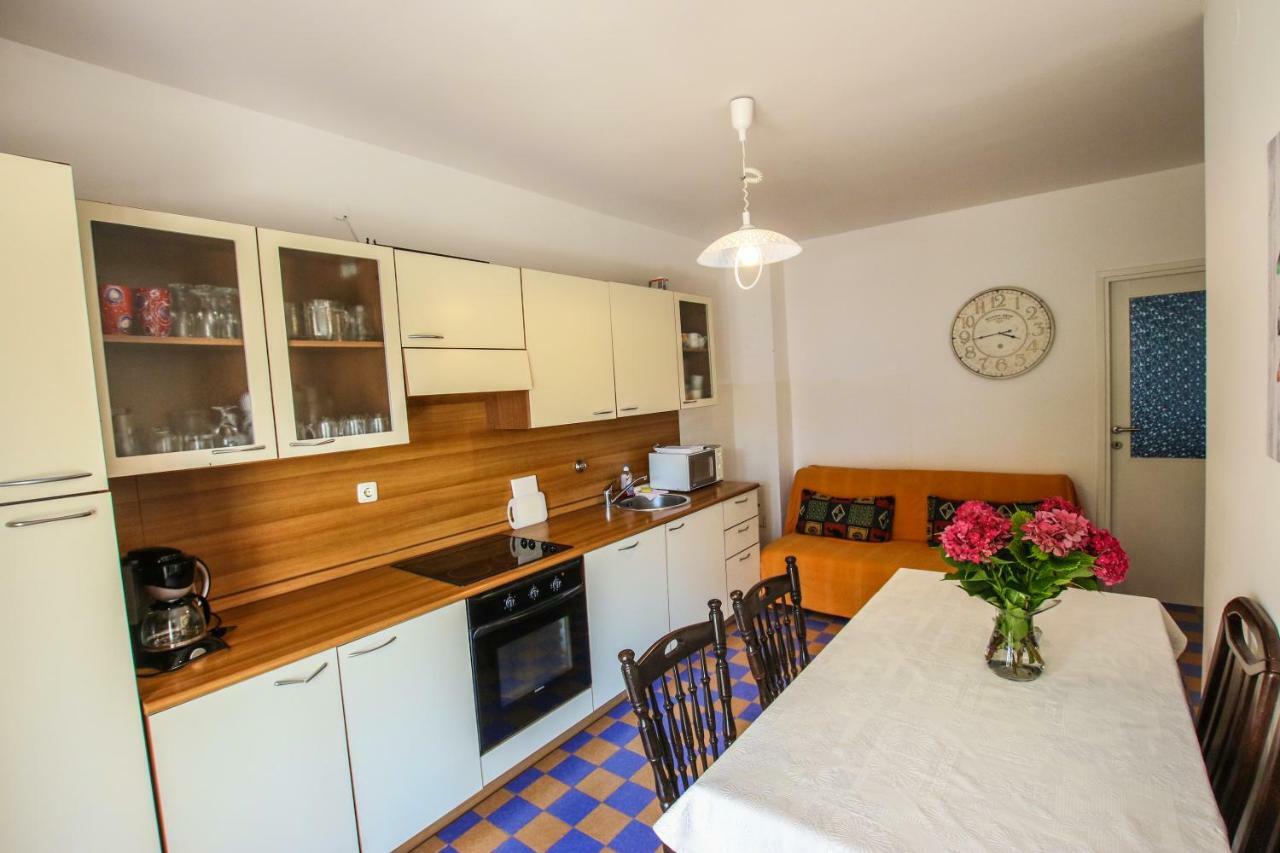 Appartamento Apartman Mila Porec Esterno foto